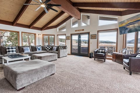 Grand Lakefront Escape - Gorgeous Lakefront home with Hot Tub and Game Room! House in Big Bear