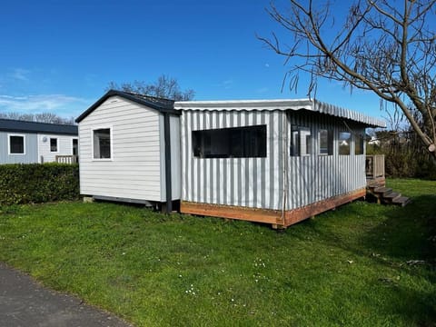 Property building, Garden view