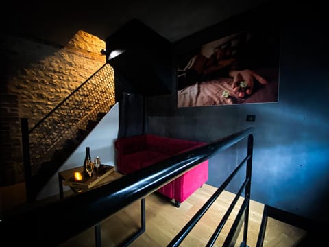 FOXYROOM Love hotel in Rouen