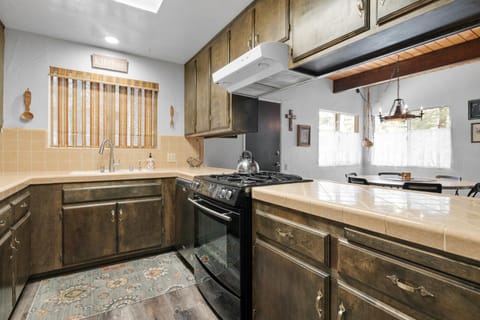 kitchen, kitchen