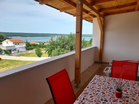 Patio, Day, Natural landscape, Balcony/Terrace, Dining area, Sea view