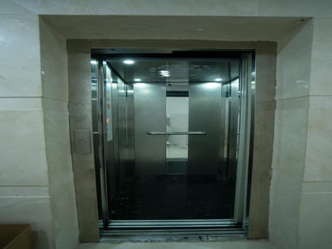 elevator