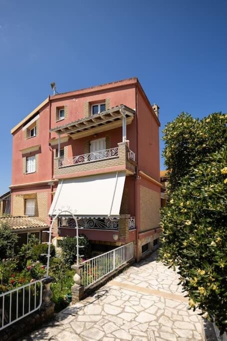 Paradiso Apartments Apartment in Corfu