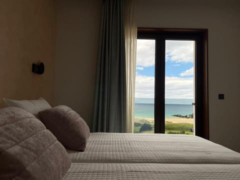 Bed, Beach, Sea view, Sunrise