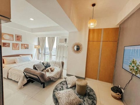 Chic and Cozy Studio Viceroy Residences Taguig Apartment in Makati