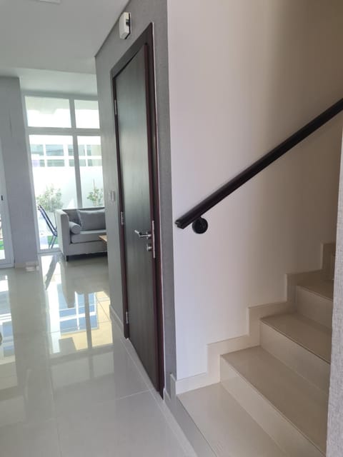 brand new villa Chalet in Dubai