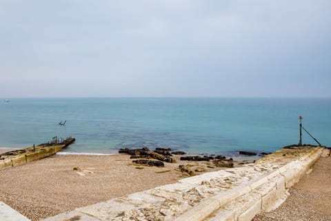 Lovely Selsey apartment with sea views sleeps 4 Appartement in Selsey