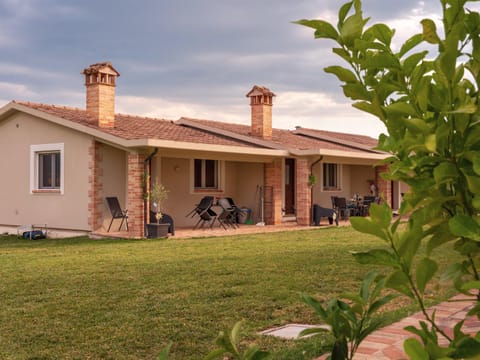 Property building, Garden, Garden view