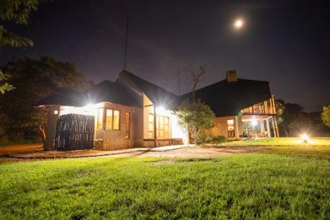 23 Zebula - 4 Bedroom 14 Sleeper Home House in South Africa