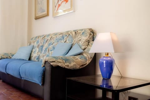 Seaview - Deluxe apartment - Billiard - Pool in July and August - AC in the Bedrooms Apartment in Vallecrosia