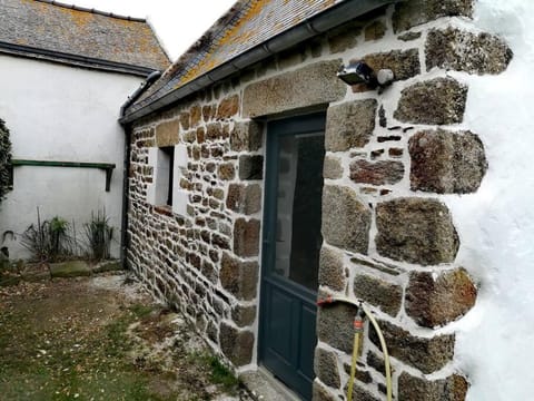 1. Ty gwalarn, vue sur la lande, dunes et océan House in Plomeur