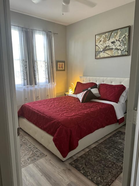 Quiet room in a family home Vacation rental in Lehigh Acres