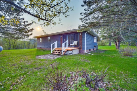 Updated Hermantown Vacation Rental 6 Mi to Duluth! House in Duluth