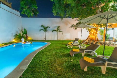 Casa Ines Alberca Privada Villa in Puerto Vallarta