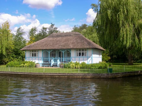 Leisure Hour House in Wroxham