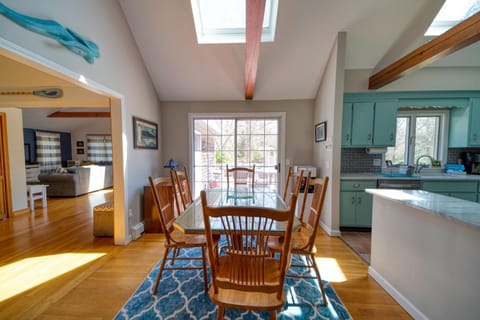 4 Bedroom Cape House by Leavetown Vacations Maison in North Eastham