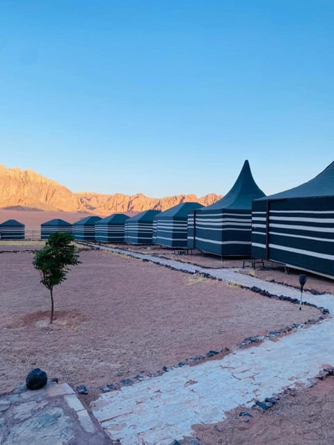 Wadi Rum Wanderer Camp Campground/ 
RV Resort in South District