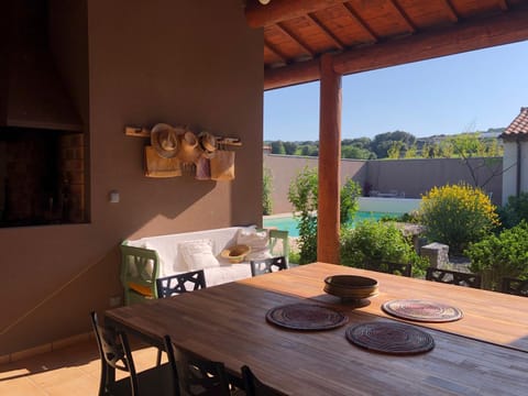 Villa d'architecte, 12 personnes, avec piscine - Recontactez moi si la réservation n'a pas été validée ! Villa in Occitanie