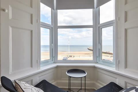 5 Roker Terrace - Seaview apartments Condo in Sunderland