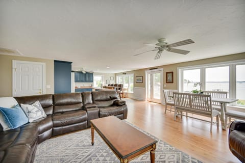 Gloucester Point Vacation Rental on York River! House in Chesapeake Bay