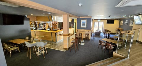 Lounge or bar