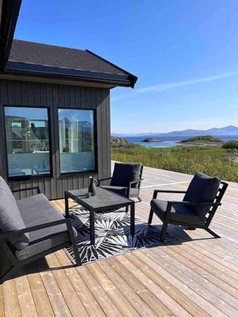 Sea & Sky Vestfjord Panorama House in Nordland, Norway