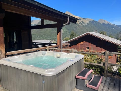 Chalet Balata - Charming chalet with hot tub and views Chalet in Les Gets