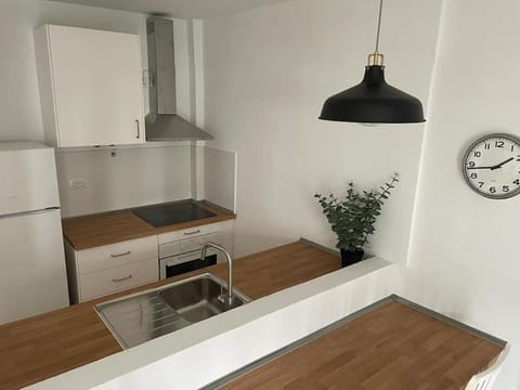 Kitchen or kitchenette, pet friendly