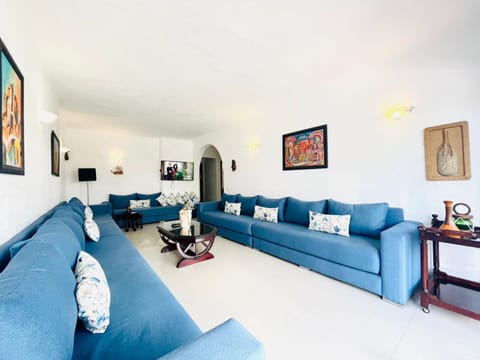 Appartement rez de chaussée fnideq BAHIA SMIR à proximité de la plage 2 chambres Condo in Tangier-Tétouan-Al Hoceima