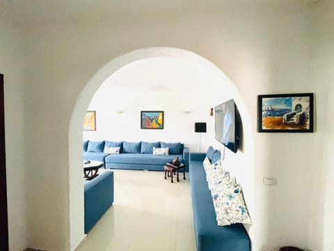 Appartement rez de chaussée fnideq BAHIA SMIR à proximité de la plage 2 chambres Condo in Tangier-Tétouan-Al Hoceima
