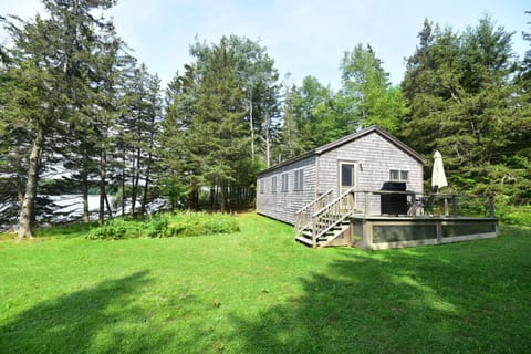 Cottage on Northwest Harbor House in Deer Isle