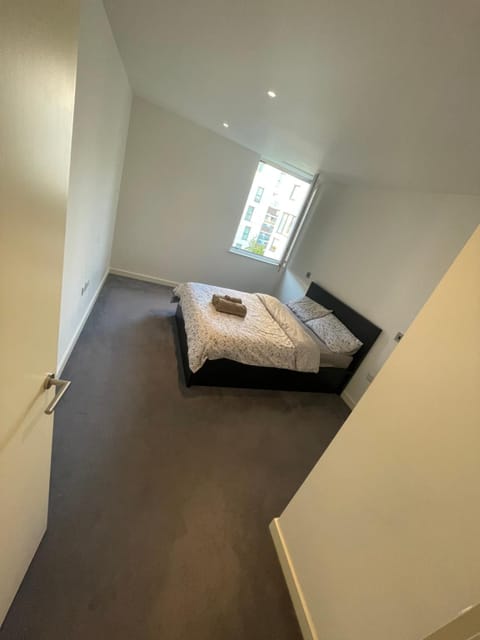 Apartment Appartement in Edgware