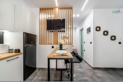 TV and multimedia, Kitchen or kitchenette, Dining area