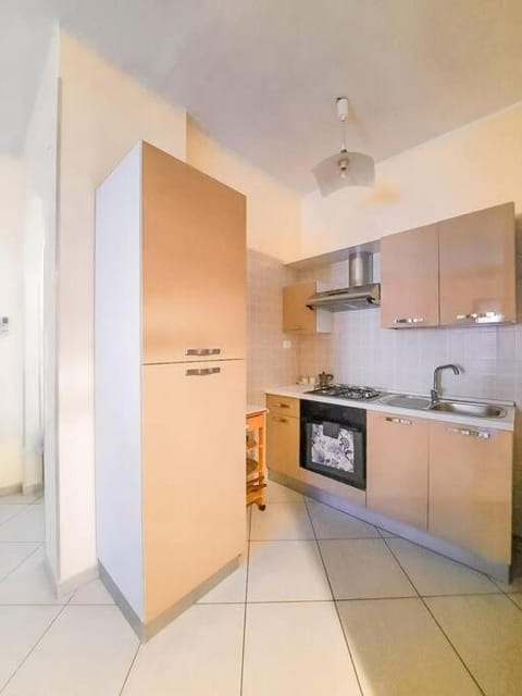 Kitchen or kitchenette, pet friendly, stove