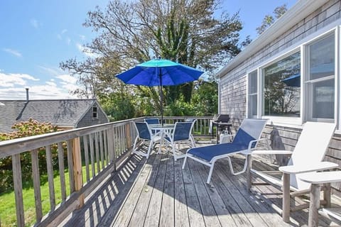 Waterfront w Amazing Views Dog friendly House in Orleans