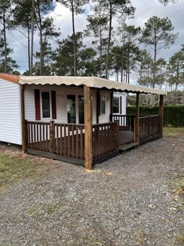 Mobilhome 3 chambres Campeggio /
resort per camper in Mimizan