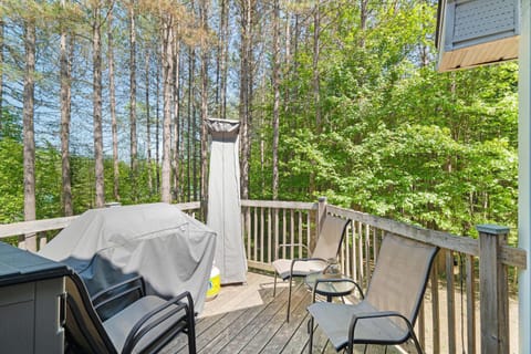 Le Champetre Tremblant 2bdrs Condo W Fireplace House in Mont-Tremblant