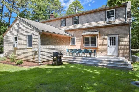 Spacious Home with Private In-Ground Pool House in Brewster