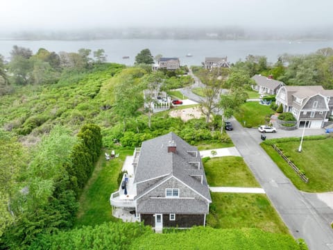 Steps to Oyster Pond Private Dock! House in Chatham