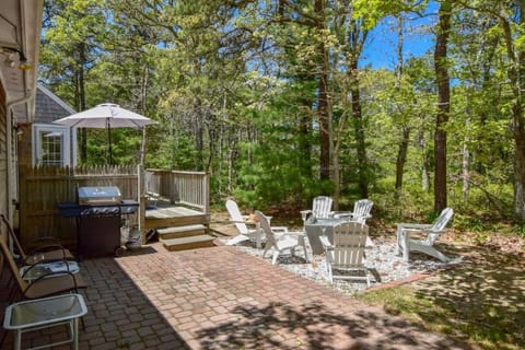 5-Mins to Forest Beach Dog Friendly Casa in South Chatham