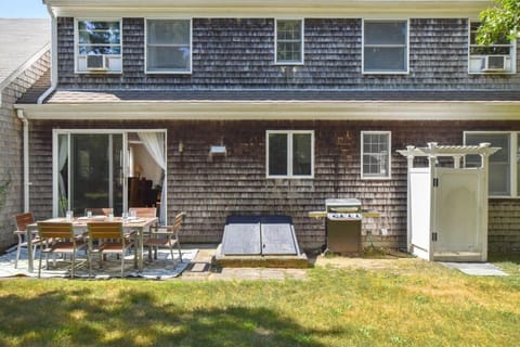 Charming Updated Home in Chatham Haus in South Chatham