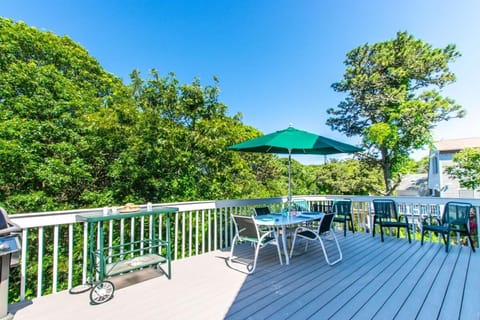 Walk 5 Minutes to Nauset Beach House in Orleans