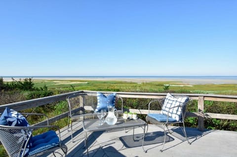 Waterfront on Cape Cod Bay House in Orleans
