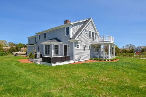 Spacious Game Room Close to Nauset Beach House in Orleans