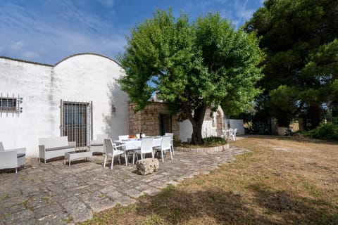 Property building, Garden, Garden, Garden view