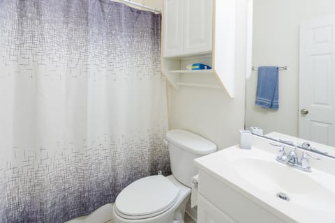 Private 2 bedroom and 2 bathroom in Savannah Condo in Wilmington Island