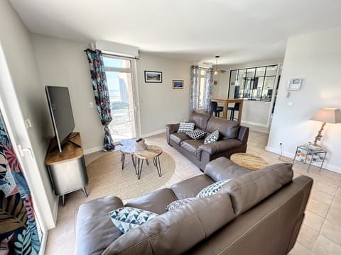 Appartement rénové avec ascenseur - Proche plage et centre-ville - FR-1-361-506 Apartment in Saint-Pair-sur-Mer