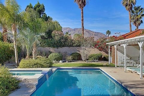 Two-Villa-Compound Palm Springs Villas, 2 Pools, 2 Spas, Magical Views, Sleeps 12 House in Palm Springs
