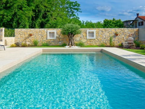 Garden, Swimming pool