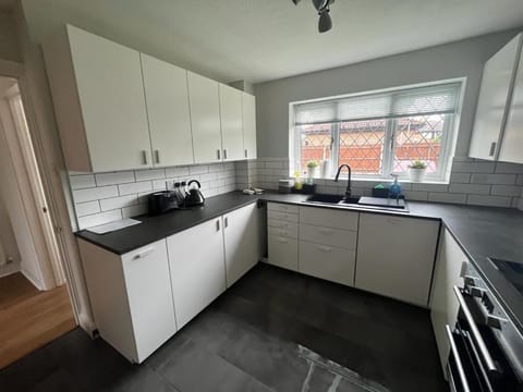 Lovely modern, well-kept house Haus in Sidcup